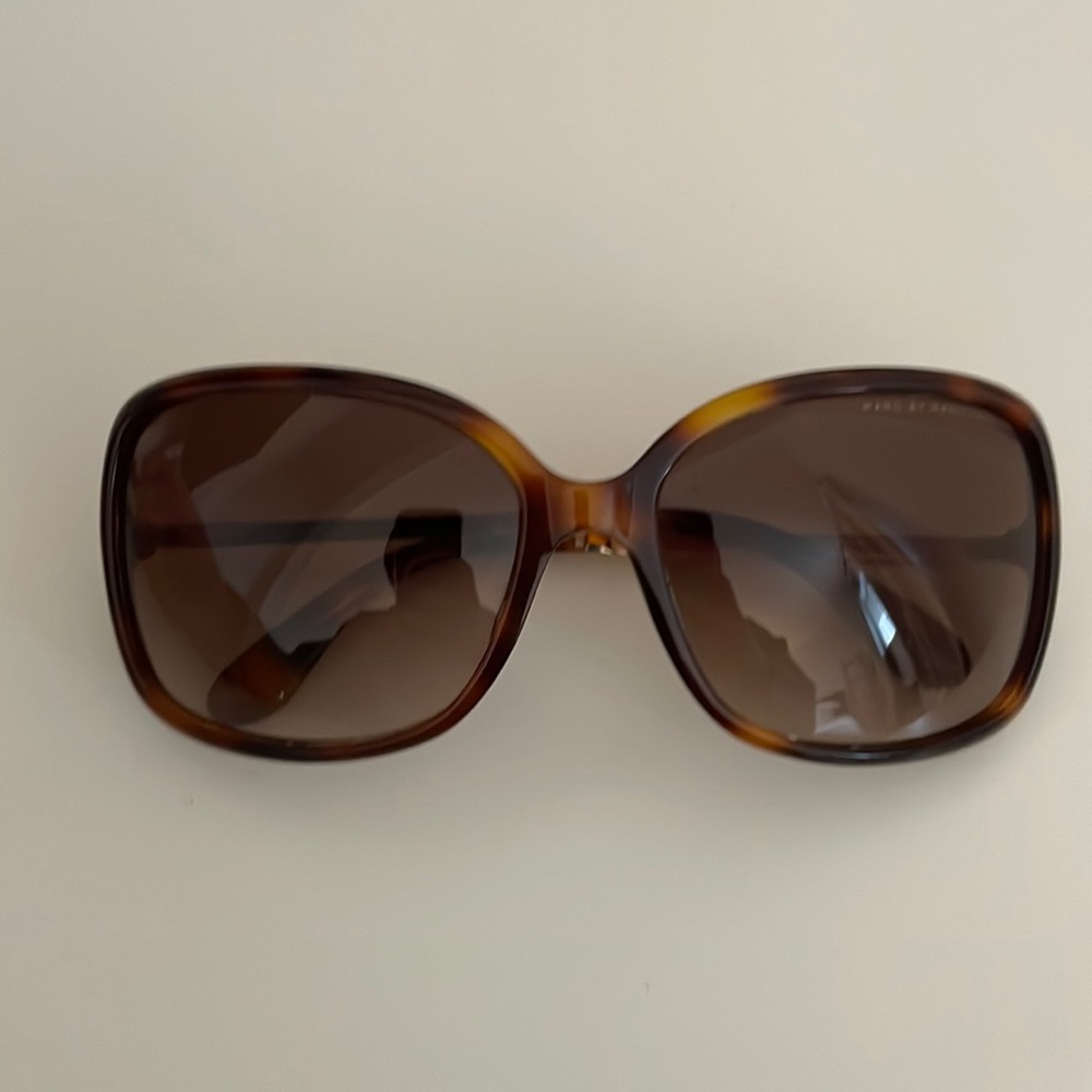 Marc by Marc Jacobs su glasses